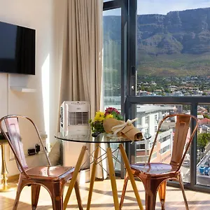 Urban Oasis At The Four Seasons Cape Town