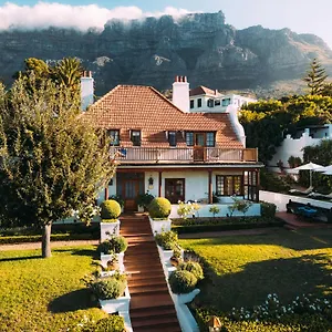 4* Bed & Breakfast Acorn House
