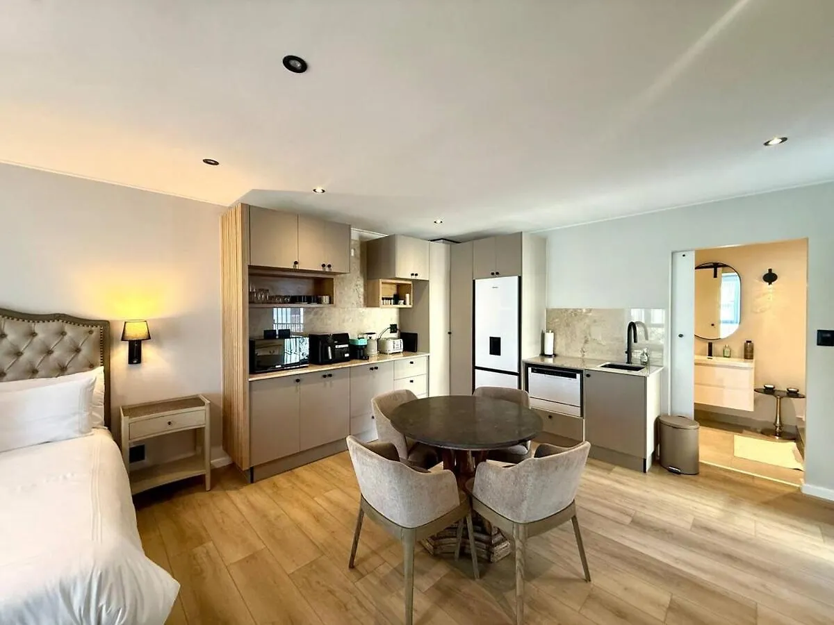 Apartment Trendy Sea Point Studio Cape Town